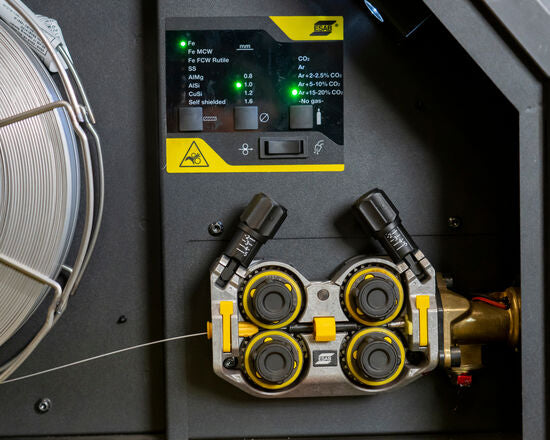Schweißgerät ESAB Rustler MIG PRO Kompakt 350Cw Synergic/Pulse wassergekühlt